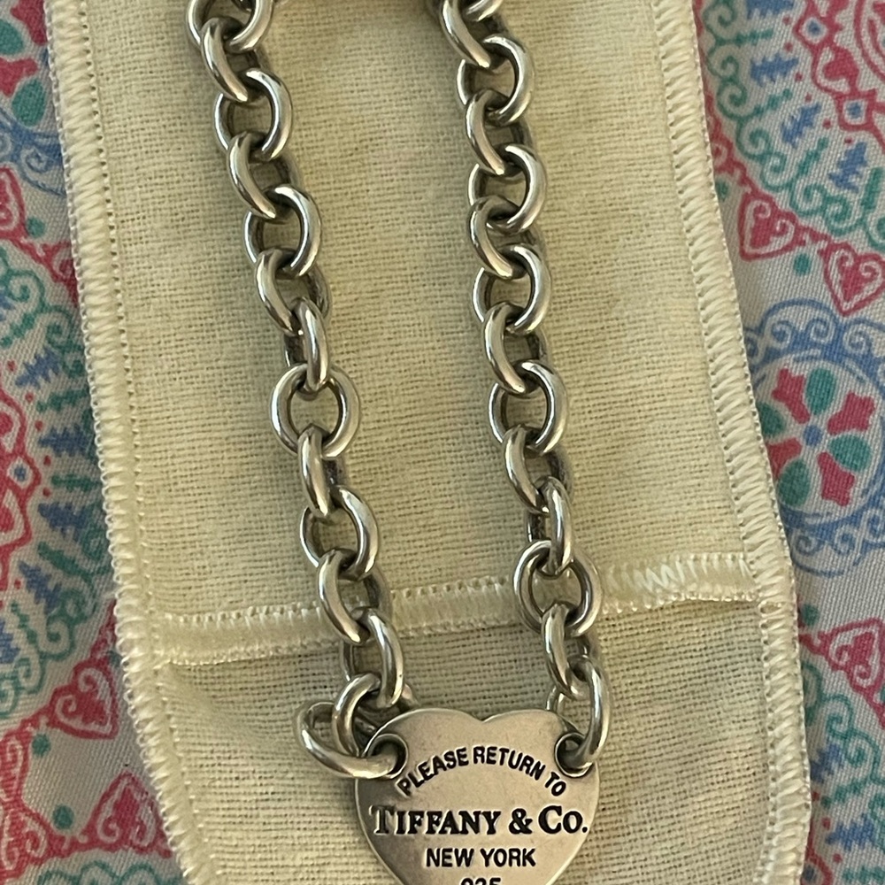 Tiffany & Co. Silver Heart Tag bracelet